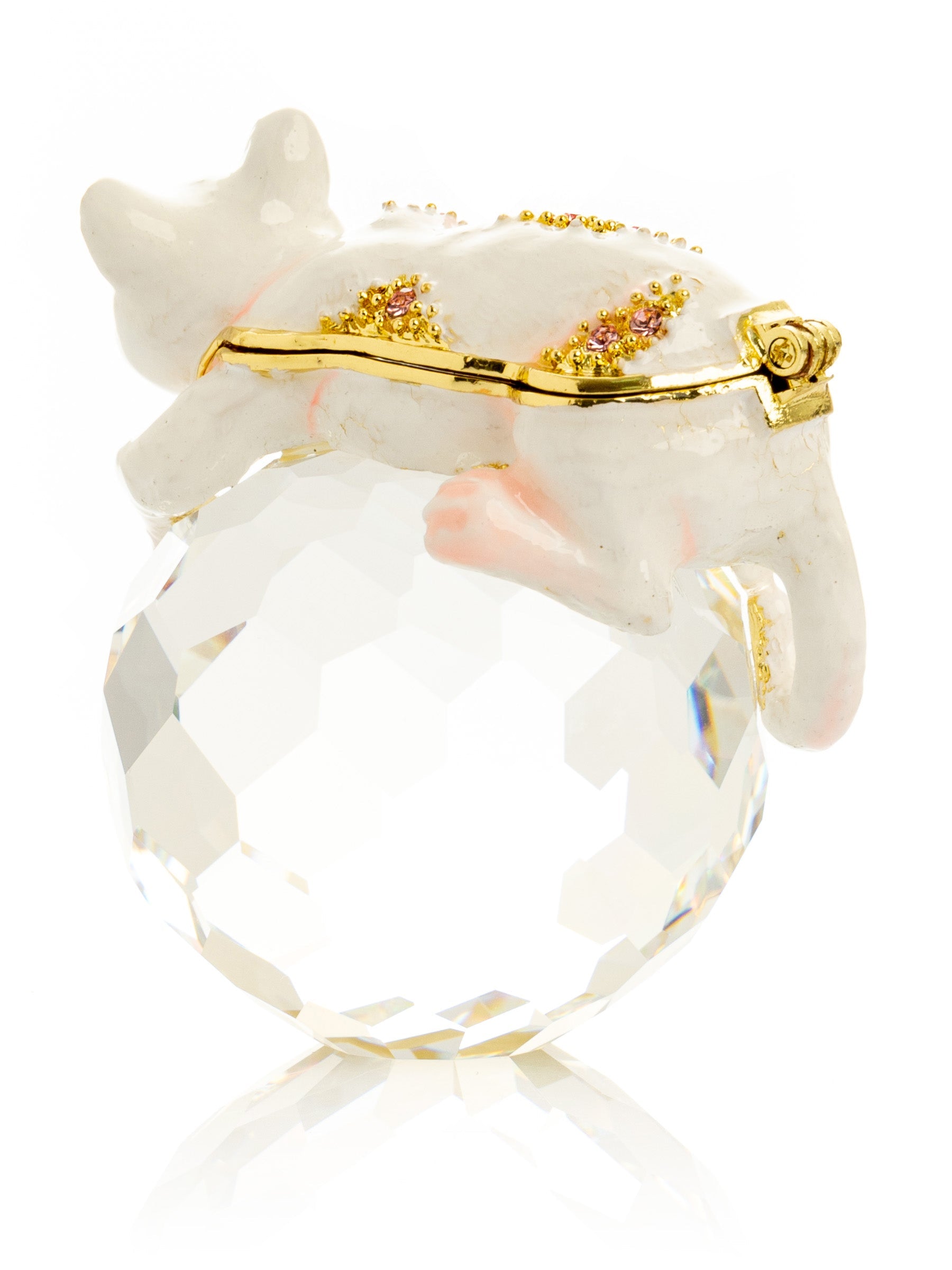 White Cat on Crystal-3