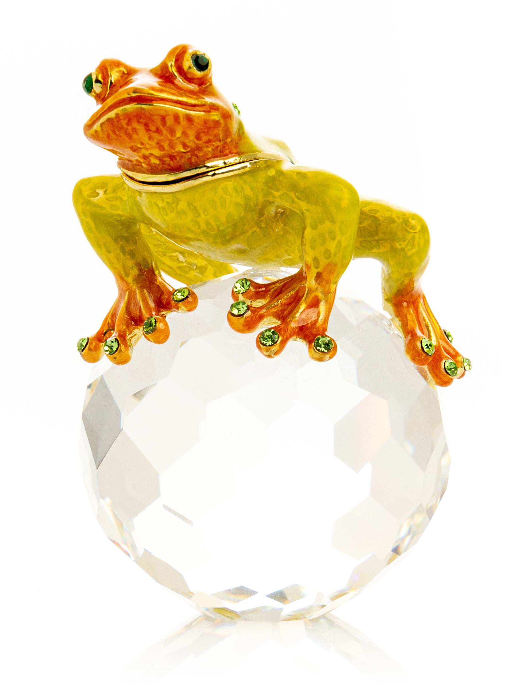 Frog on Crystal-3