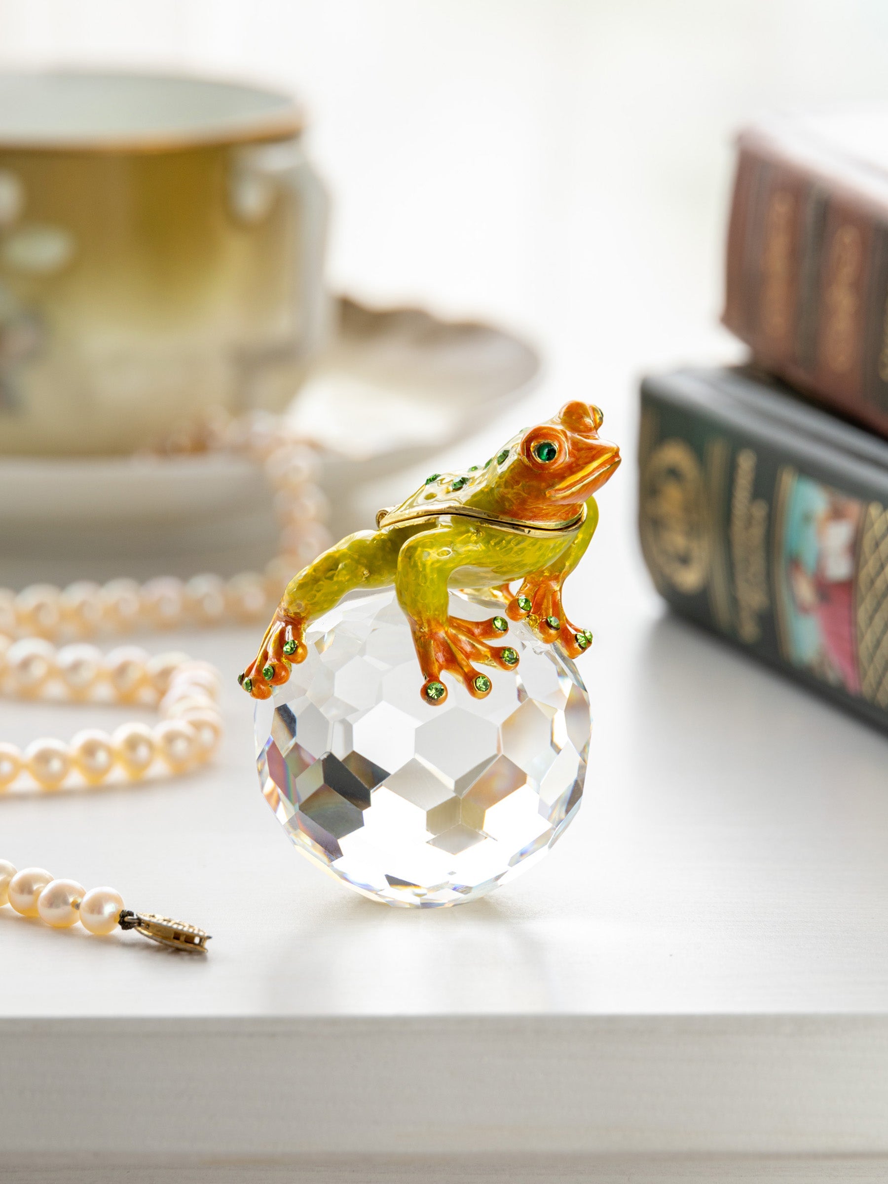 Frog on Crystal-4