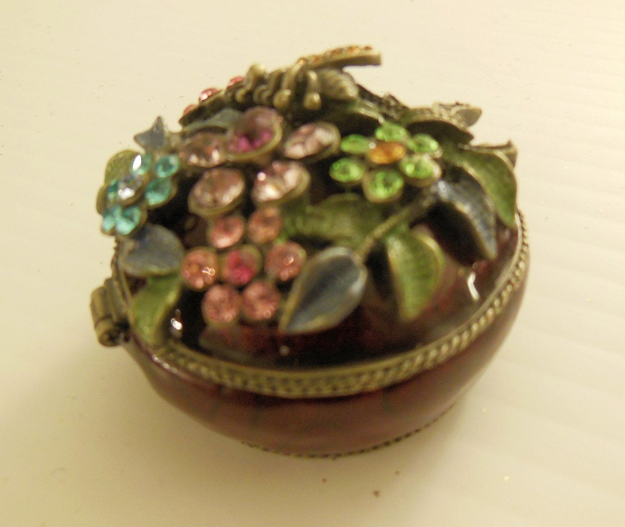 Flower and Bee Crystal Decorated Enamel Trinket Box-7