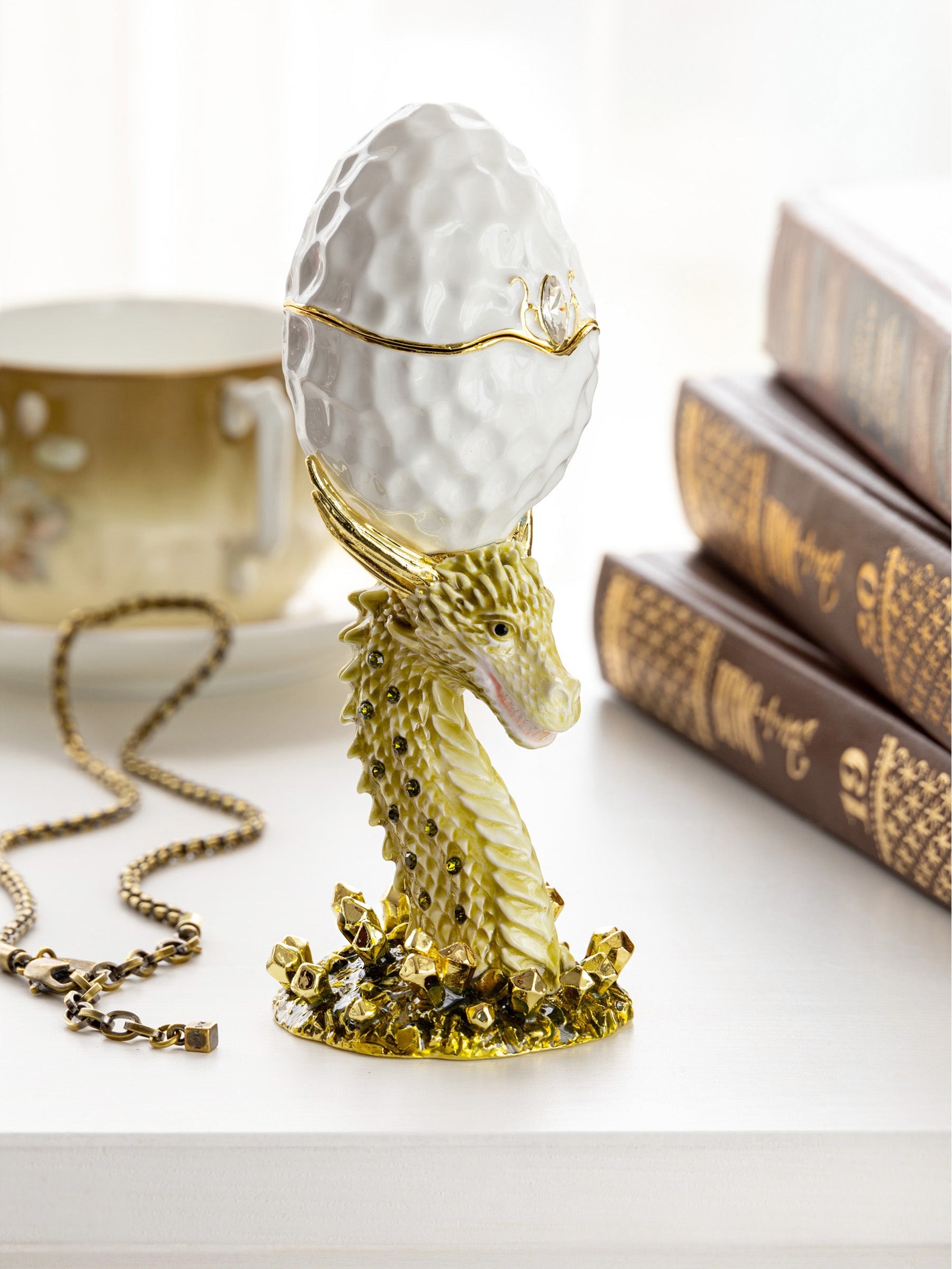 Golden Dragon head white egg-4