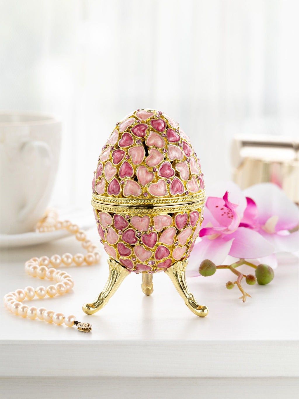Pink egg decorated with hearts valentine's day-4