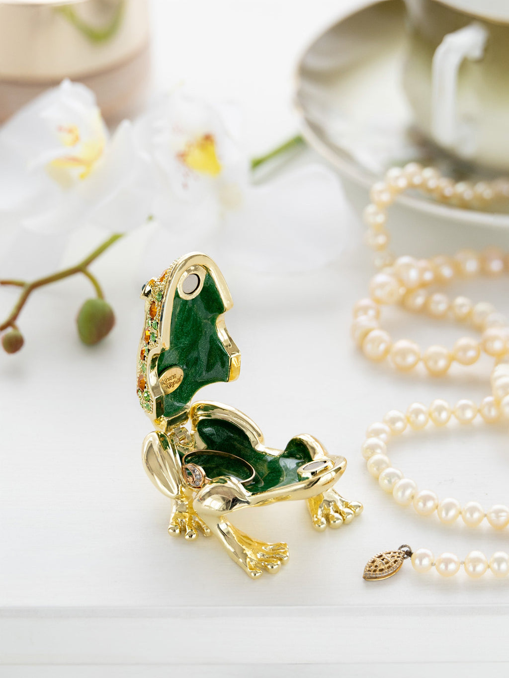 Gold & Green Frog-1