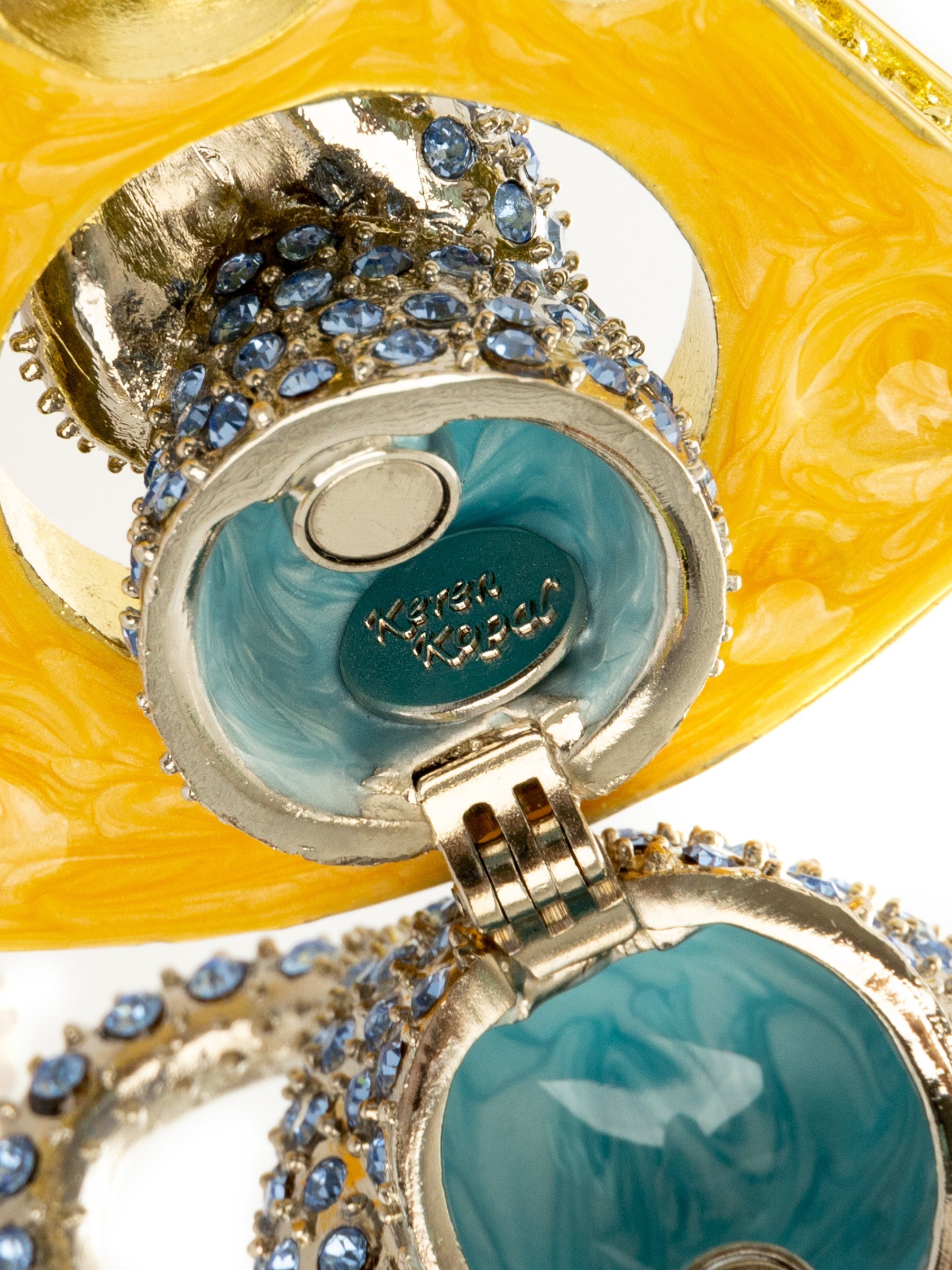 Sparkling Mouse Peeking from Yellow Cheese Trinket Box-4