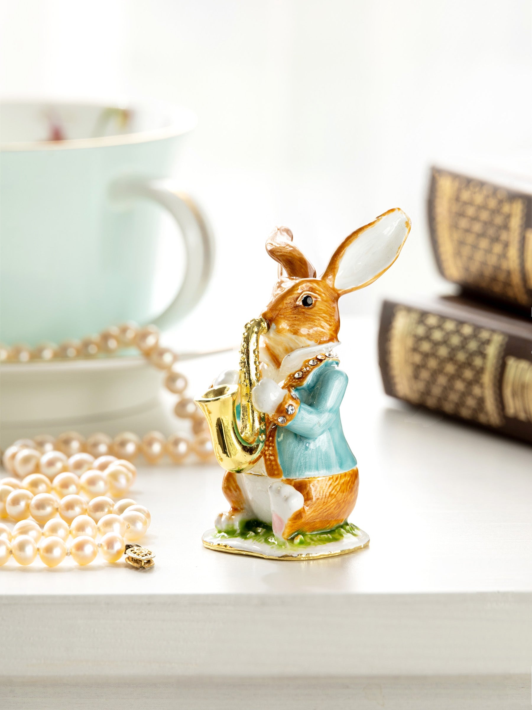 Rabbit playing the saxophone trinket box-2